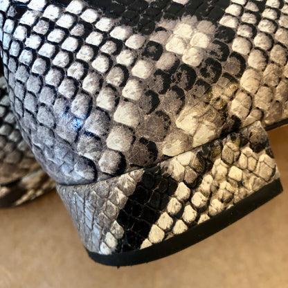 Pre-Owned Reptile Print Leather Benton Ballet Flats, Size 7 M
