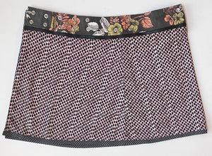 Zand Amsterdam Reversible Snap Waist Skirts with Pouch, Size: O/S