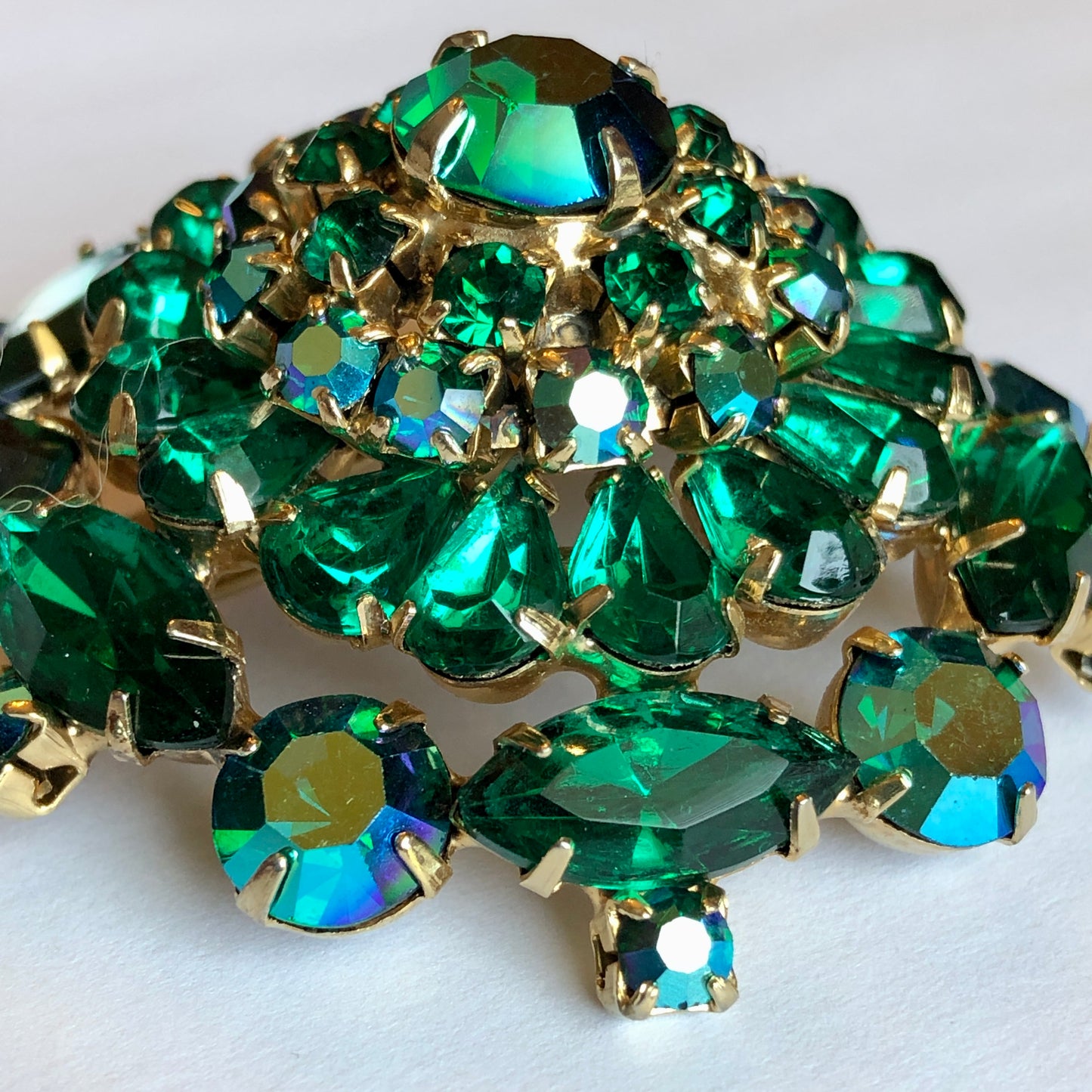 Mid Century Emerald Green Multi Cut Rhinestone Dome Shaped Cocktail Brooch