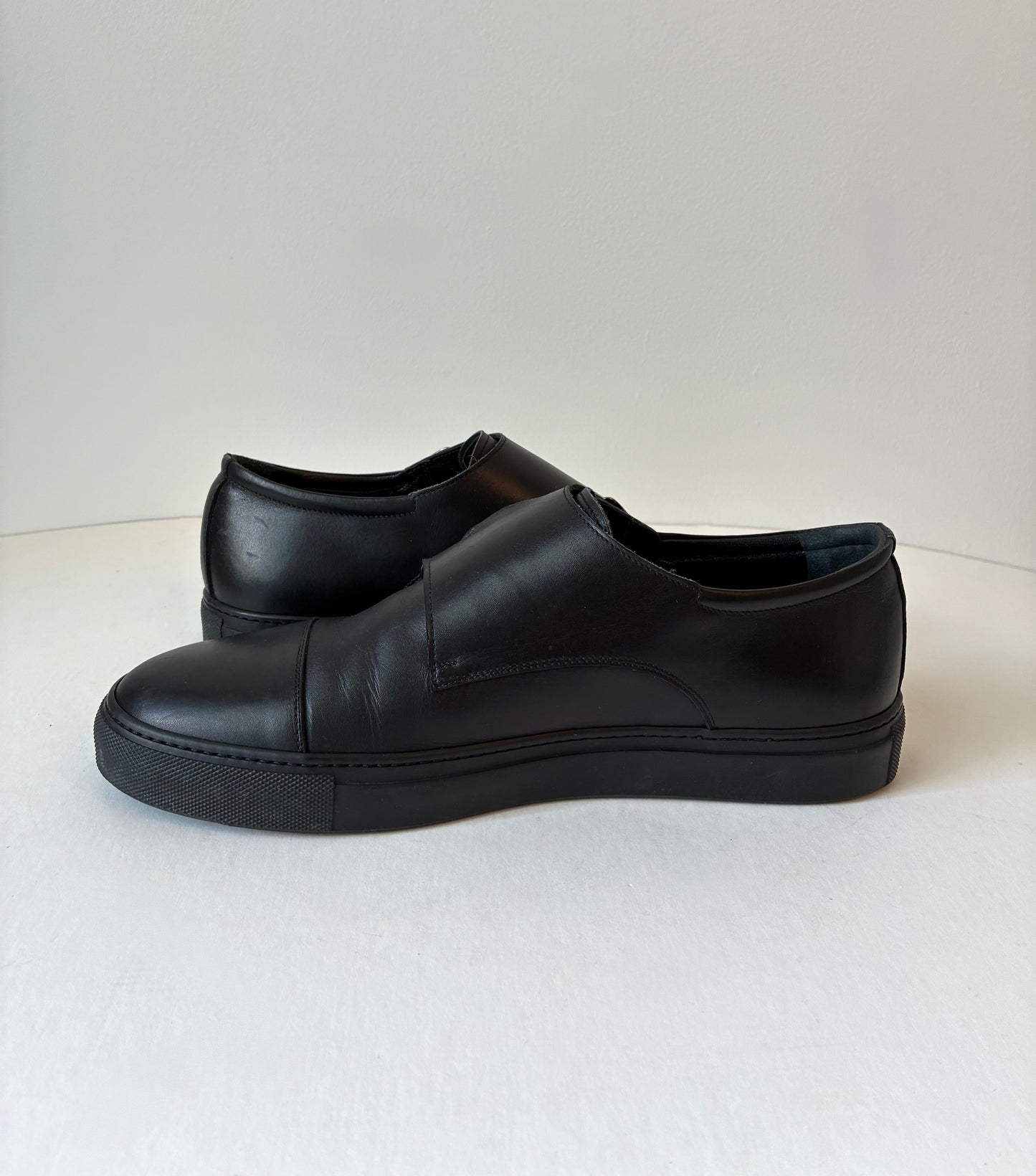 Pre-Owned Men’s Scarosso Fabio Intense Black Leather Sneakers, Size: 10-10.5