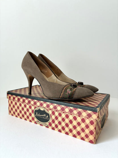 1950’s Delmanette Floral Embroidered Suede Pumps, Size: 7 1/2 N (With Box)
