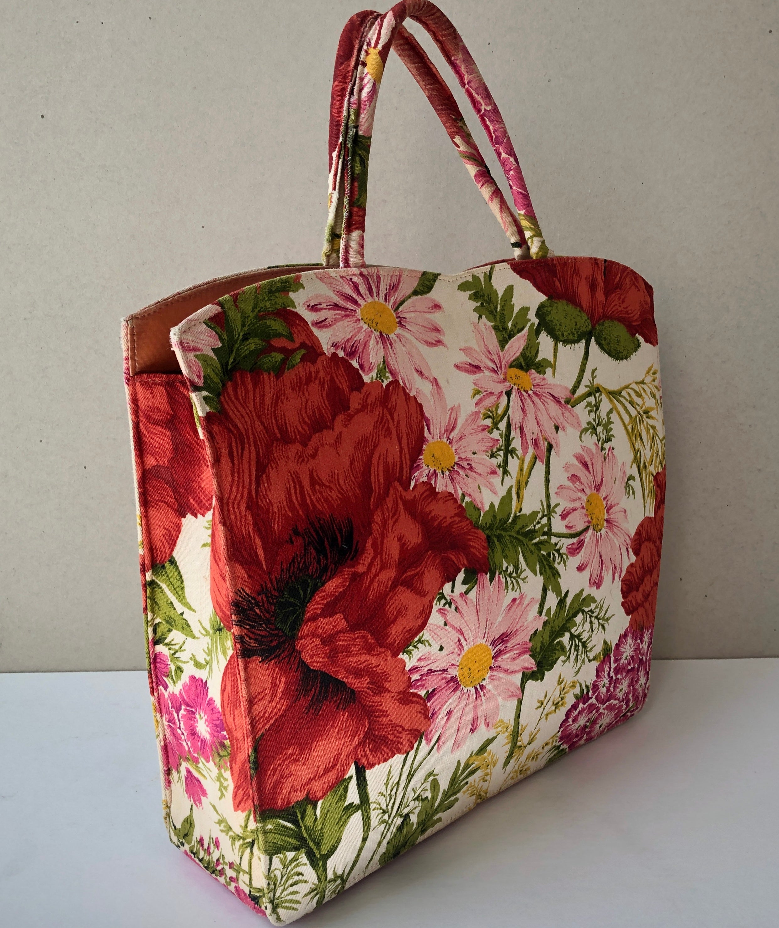 Vintage 1950/60’s Margaret Smith Poppy Floral Print Tote Handbag