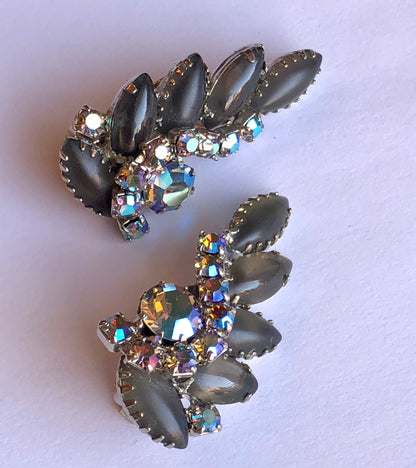 1950’s 3-Pc Smokey Glass Marquis Stone and Aurora Borealis Unsigned Juliana Style Cocktail Brooch and Clip Earring Set