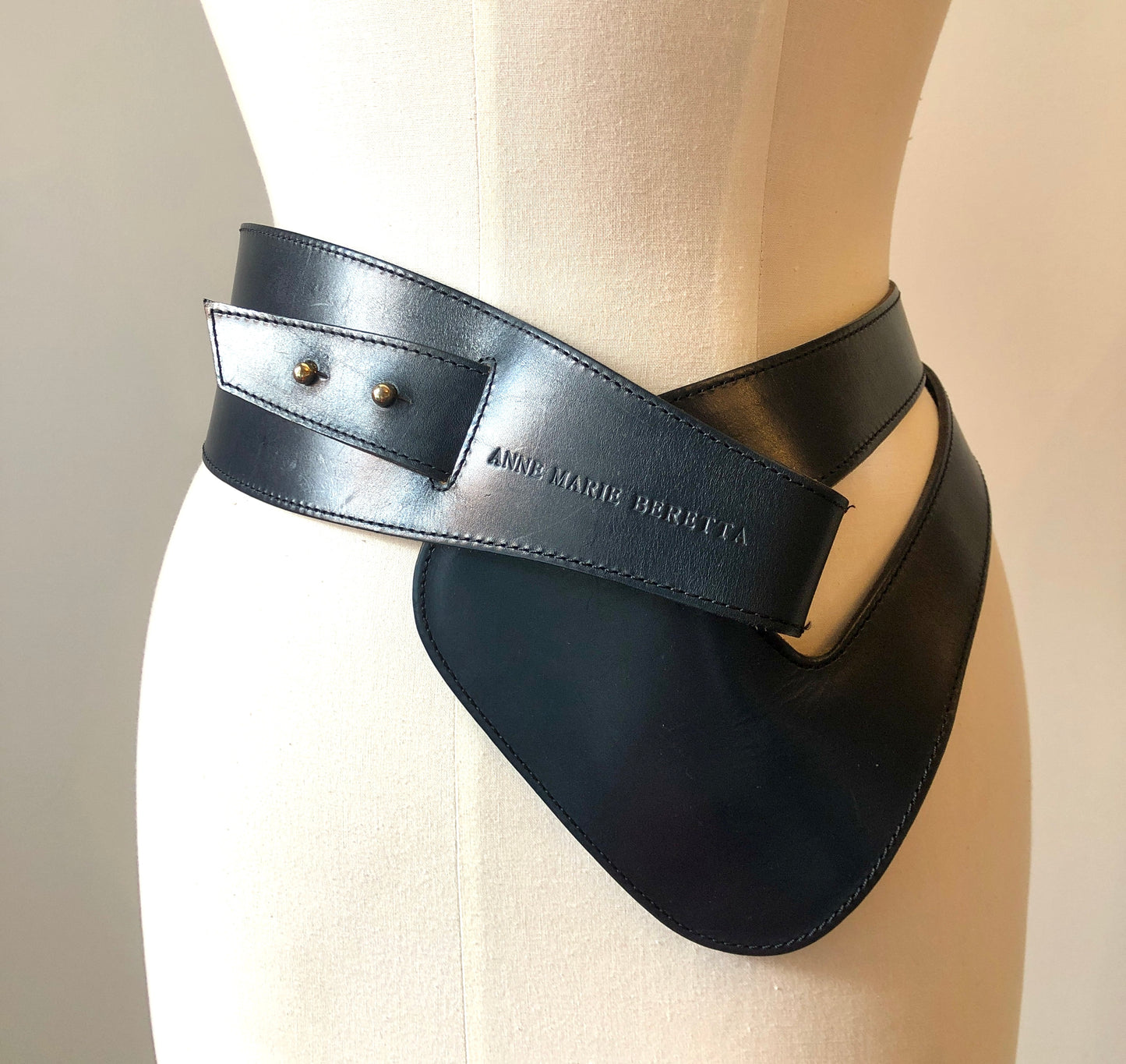 1980’s Anne Marie Beretta Wide Navy Leather Architectural Waist Belt, Size Small-Med