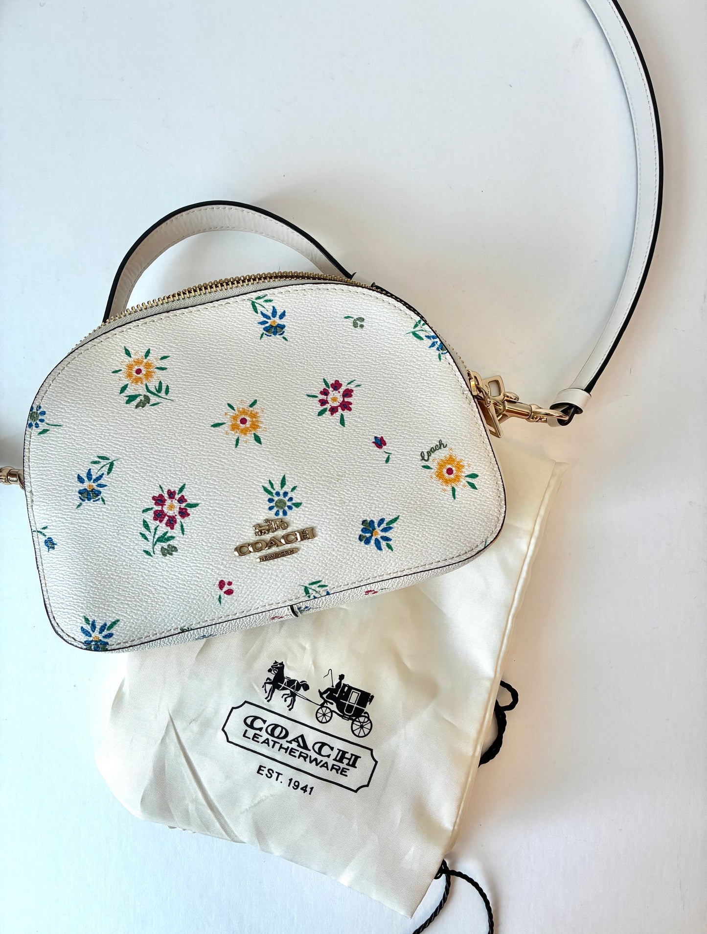 Pre-Owned White Floral Pre-owned Coach Leather Cross-body Bag