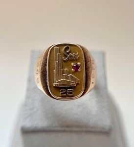 Vintage 14K Sears Anniversary Ruby Ring, Size: 9