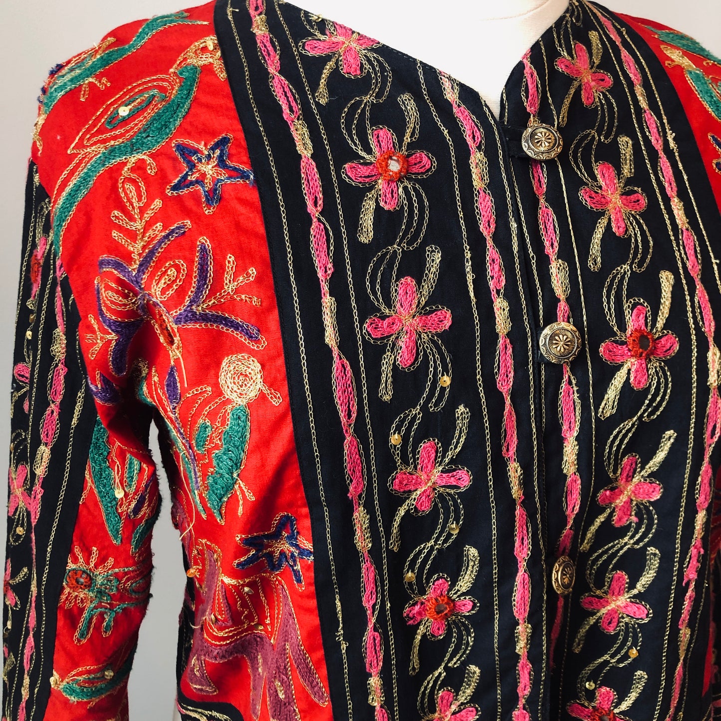 Vintage Passports Artisan Embroidered Elephant/Bird 100% Cotton Cropped Jacket, Size Large