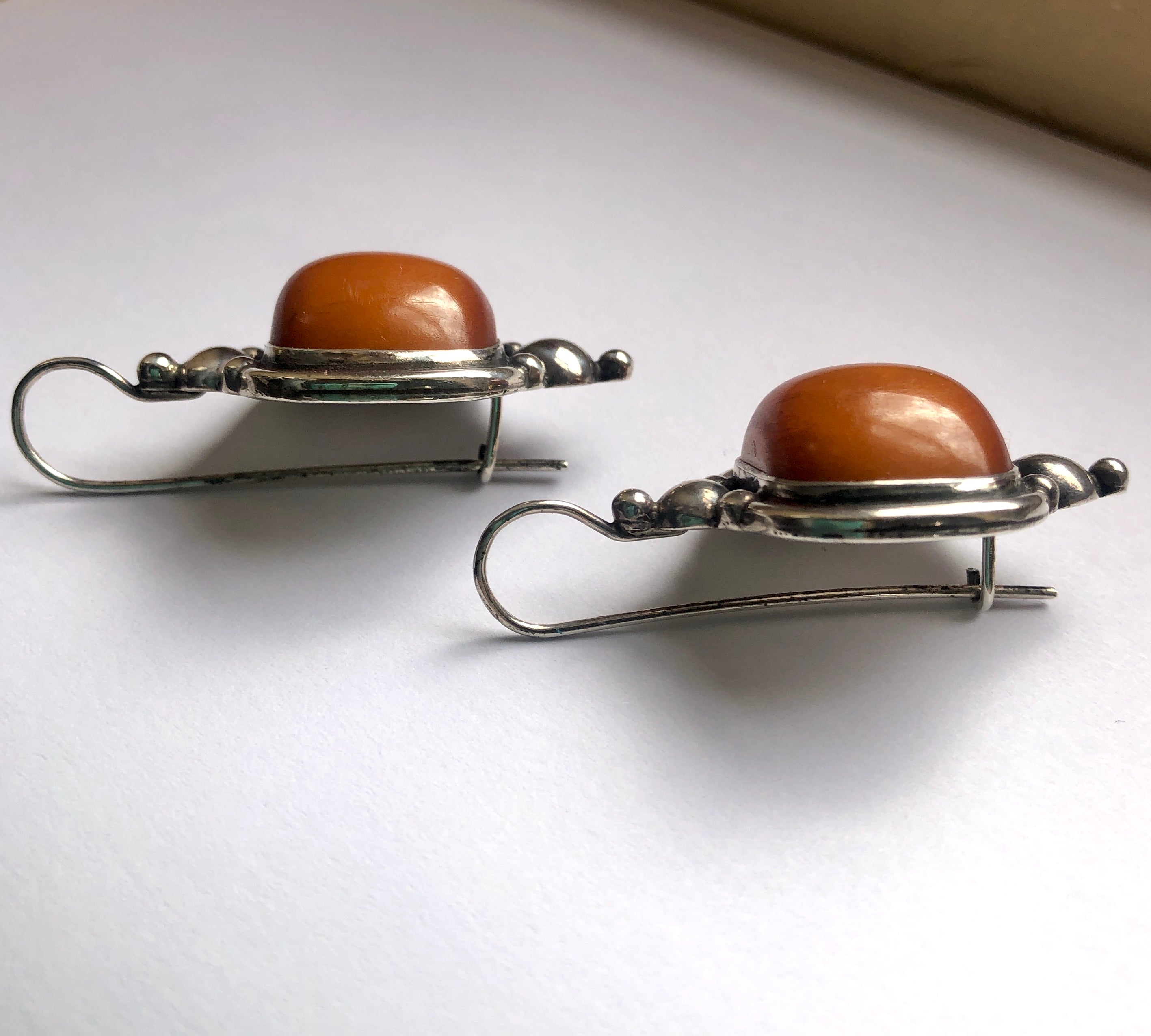 Vintage 925 Sterling & Caramel Bakelite Cabochon Wire Back Earrings