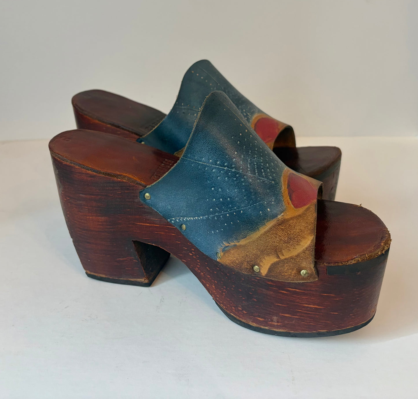 Plush Cow RARE Vintage 70s Printed Leather Platform Wood Clog | Size Women's 8