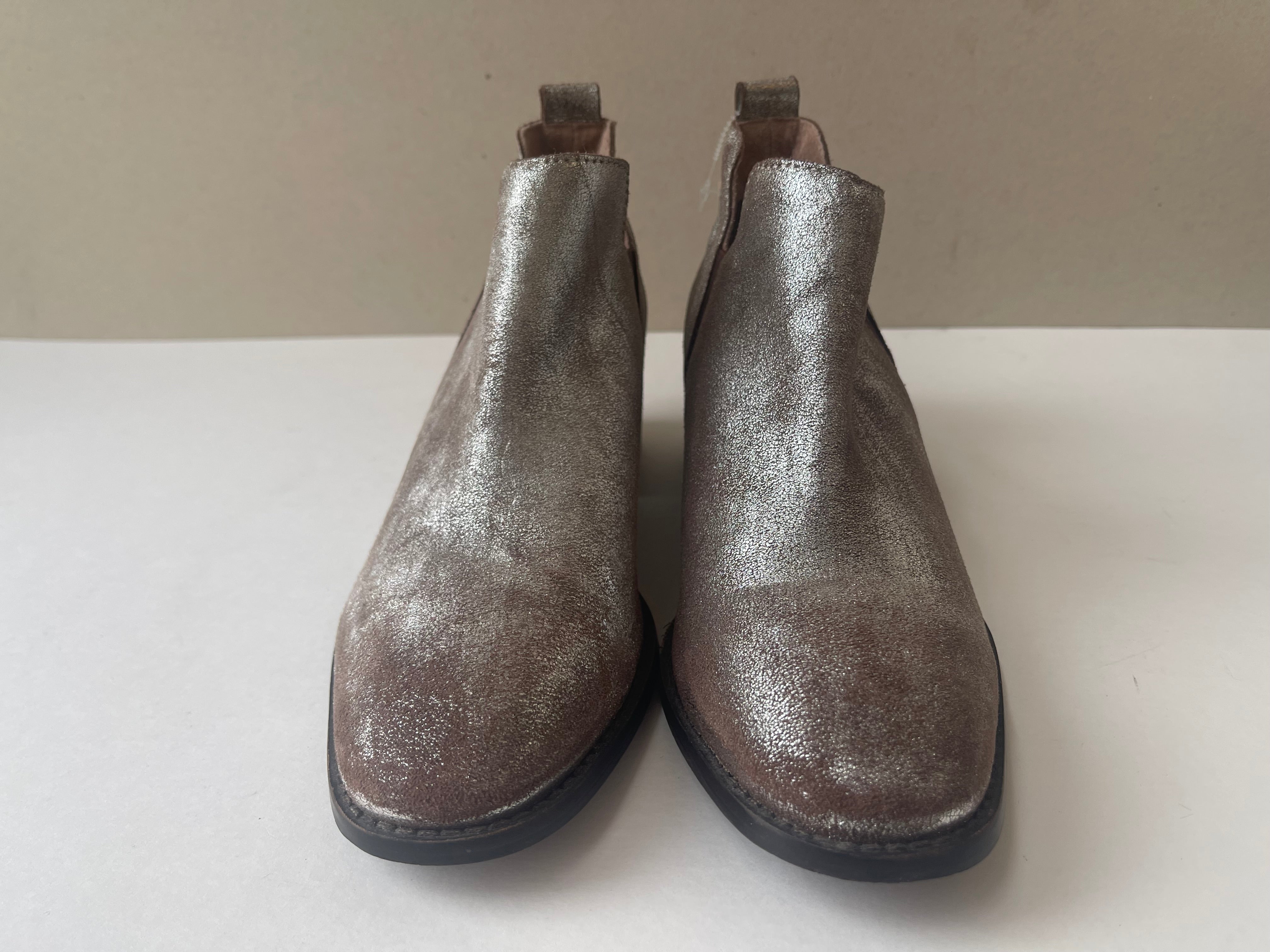 Seychelles Distressed Metallic Ankle Boots - Size 8.5