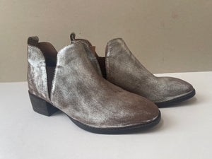 Seychelles Distressed Metallic Ankle Boots - Size 8.5