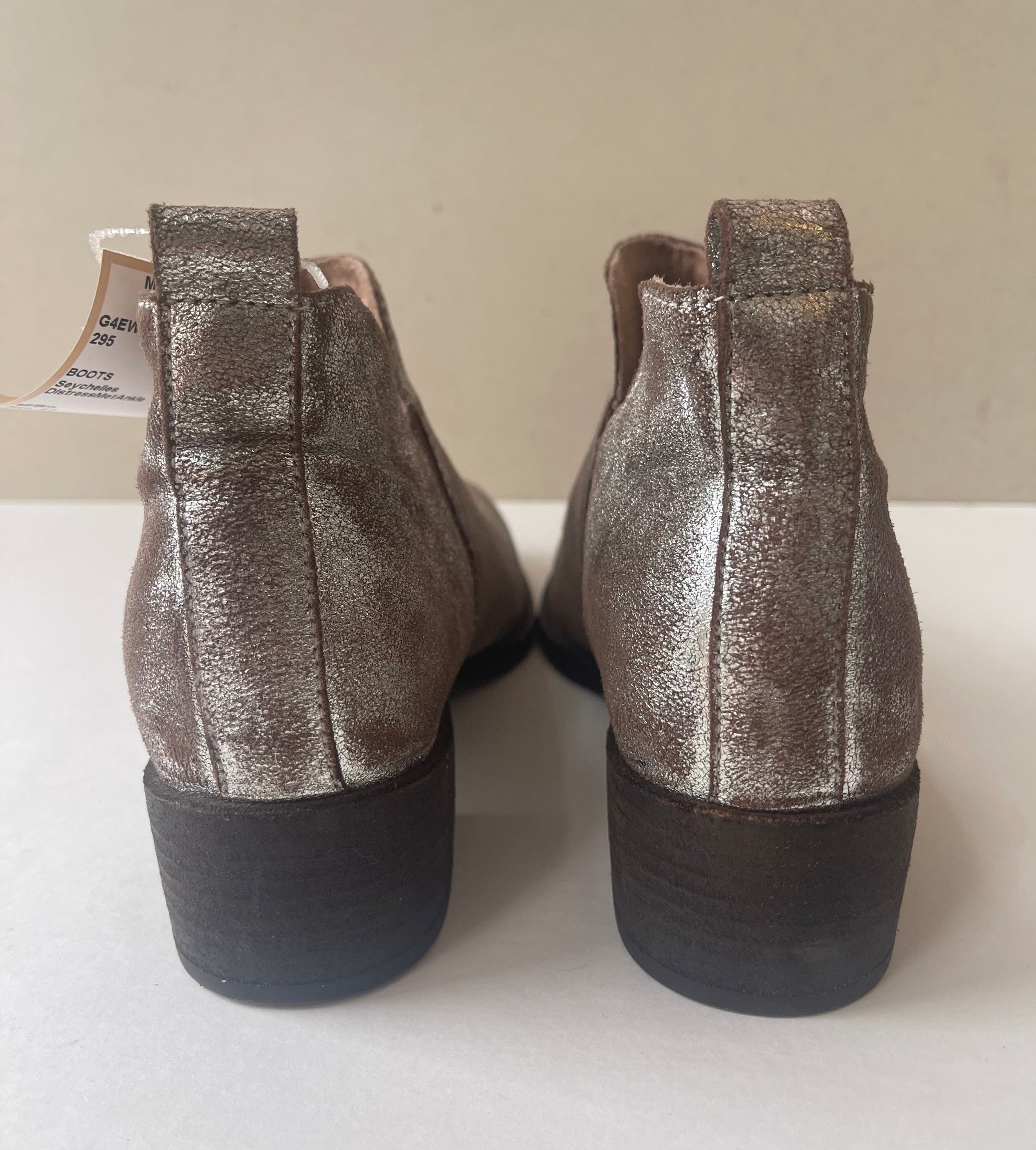 Seychelles Distressed Metallic Ankle Boots - Size 8.5