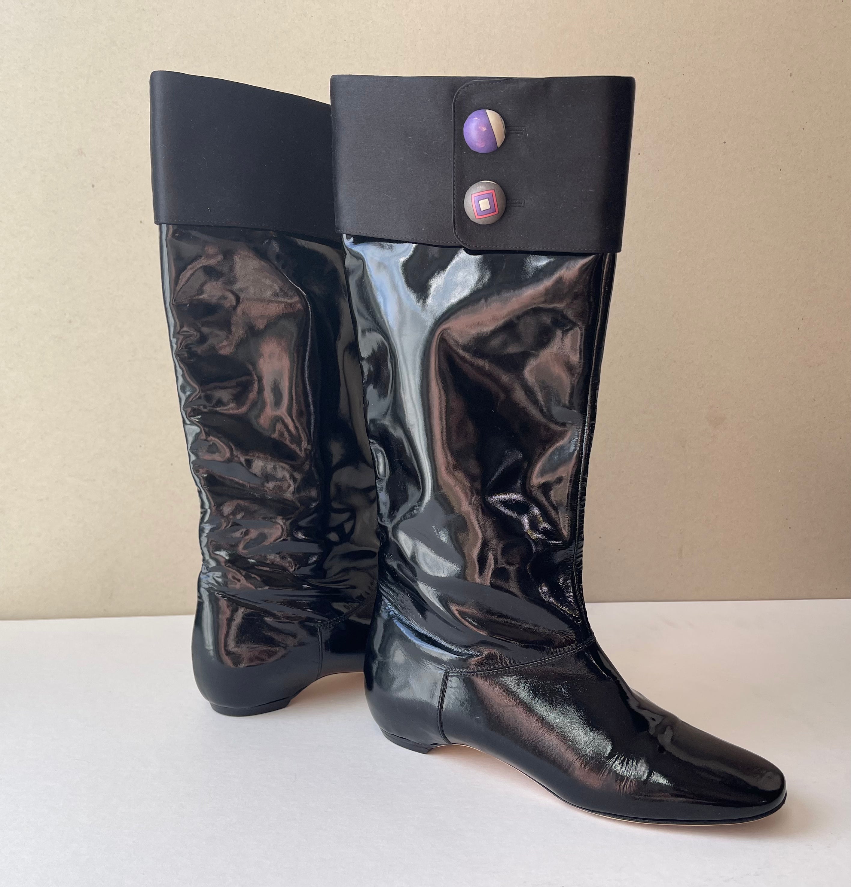 Pre-Owned Pucci Vintage Patent Leather Mod-Style Boots - Size 8