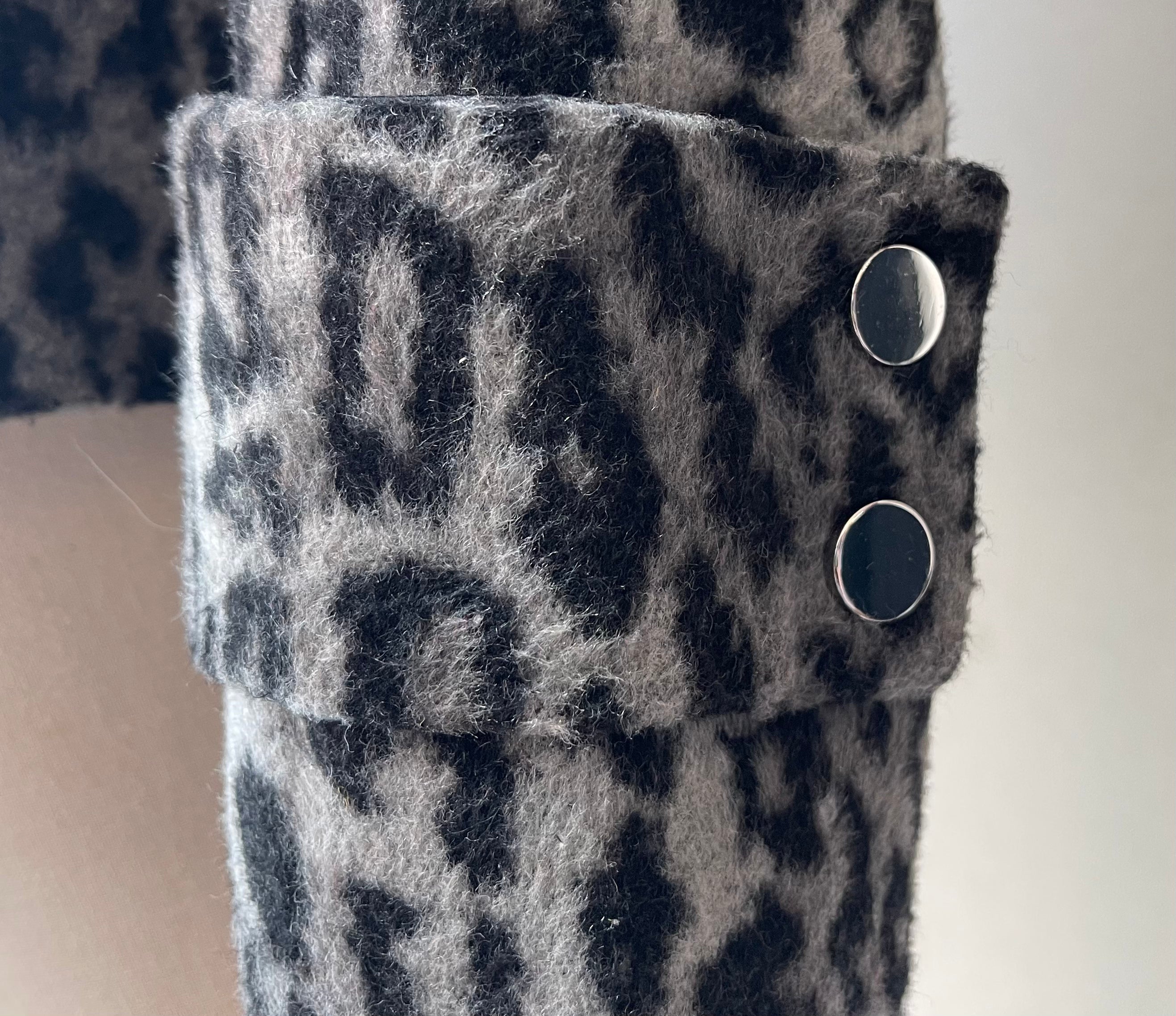 VIGloss Faux Fur Two-Tone Leopard Print Jacket