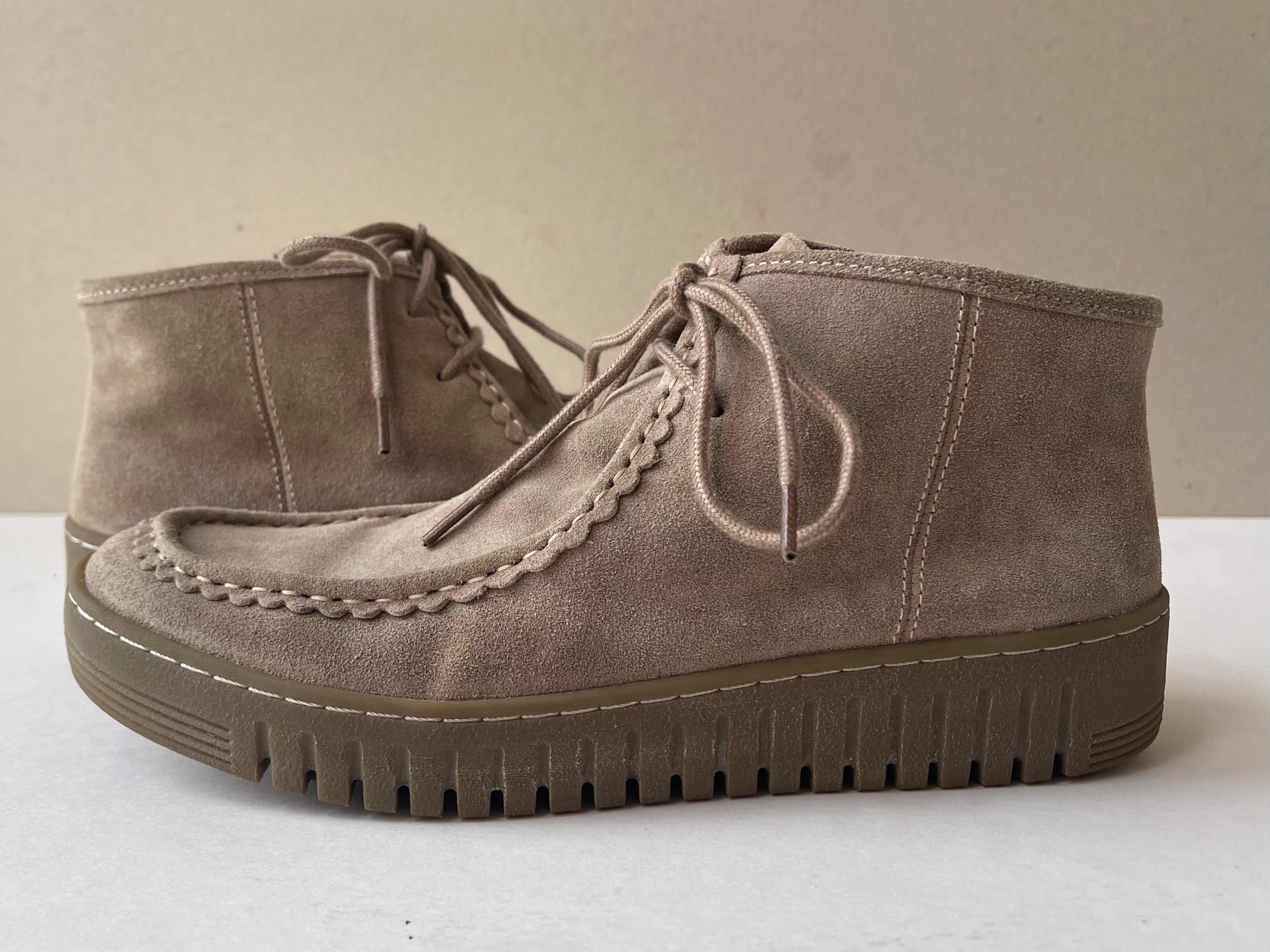 Comfortiva Align NEW Italian Suede Boots - Size 8.5