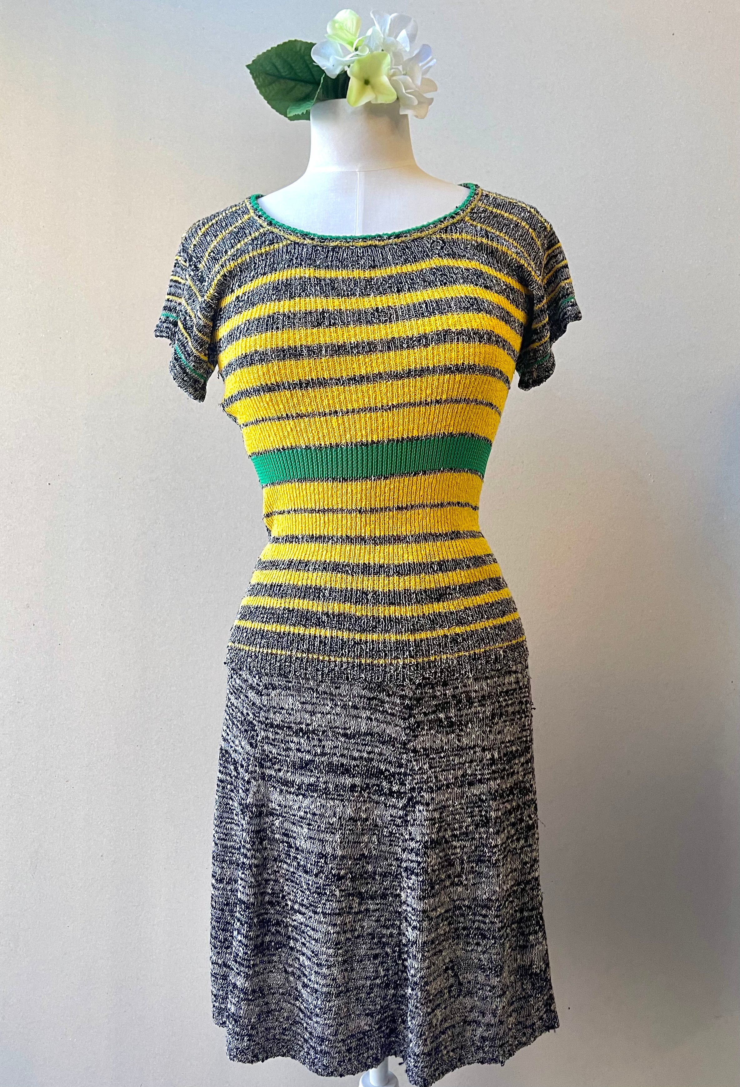 60s Vintage 2-Piece Knit Stripe Set - Size S/M