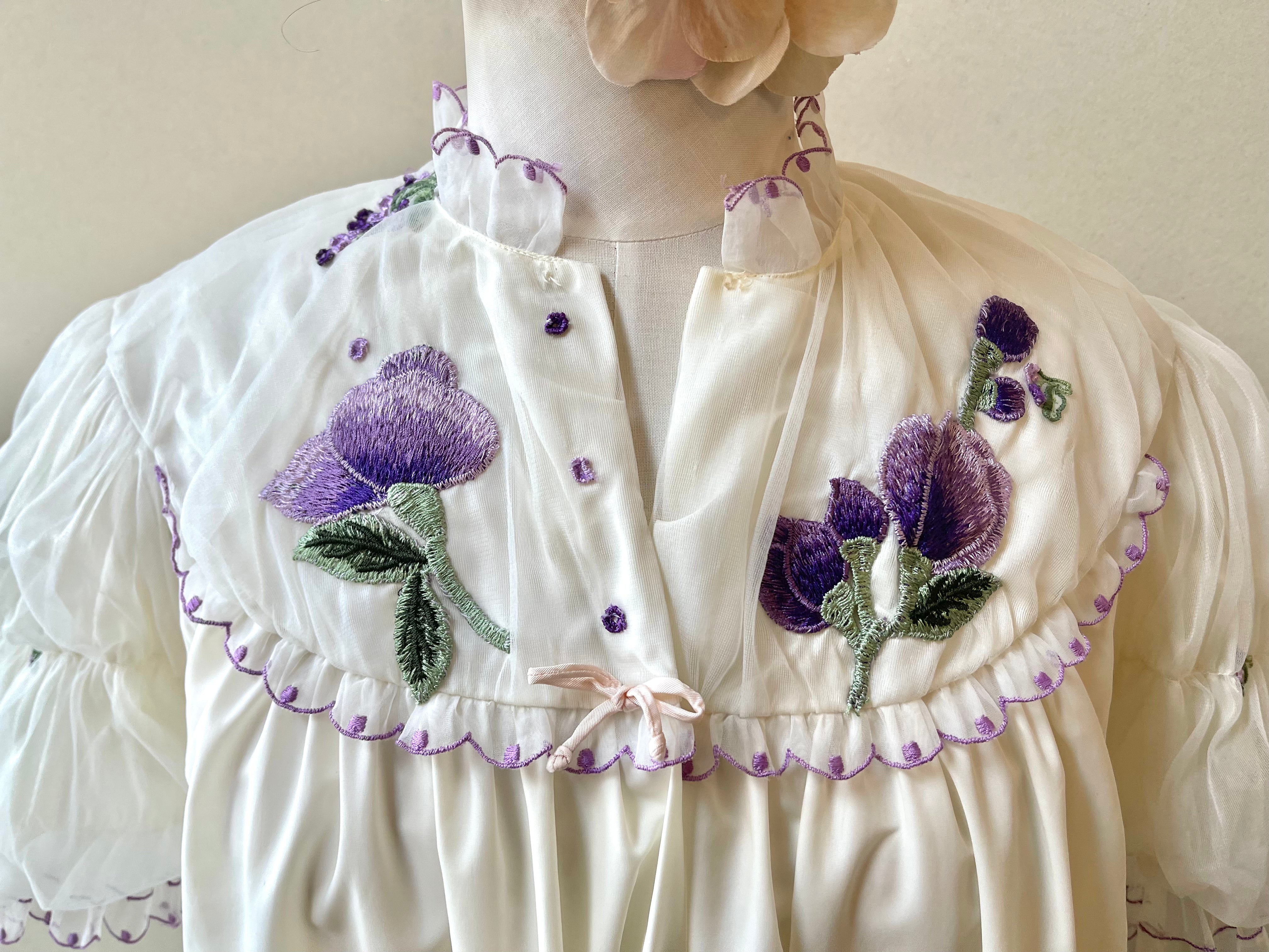 50s Vintage Violet Decal Nightgown