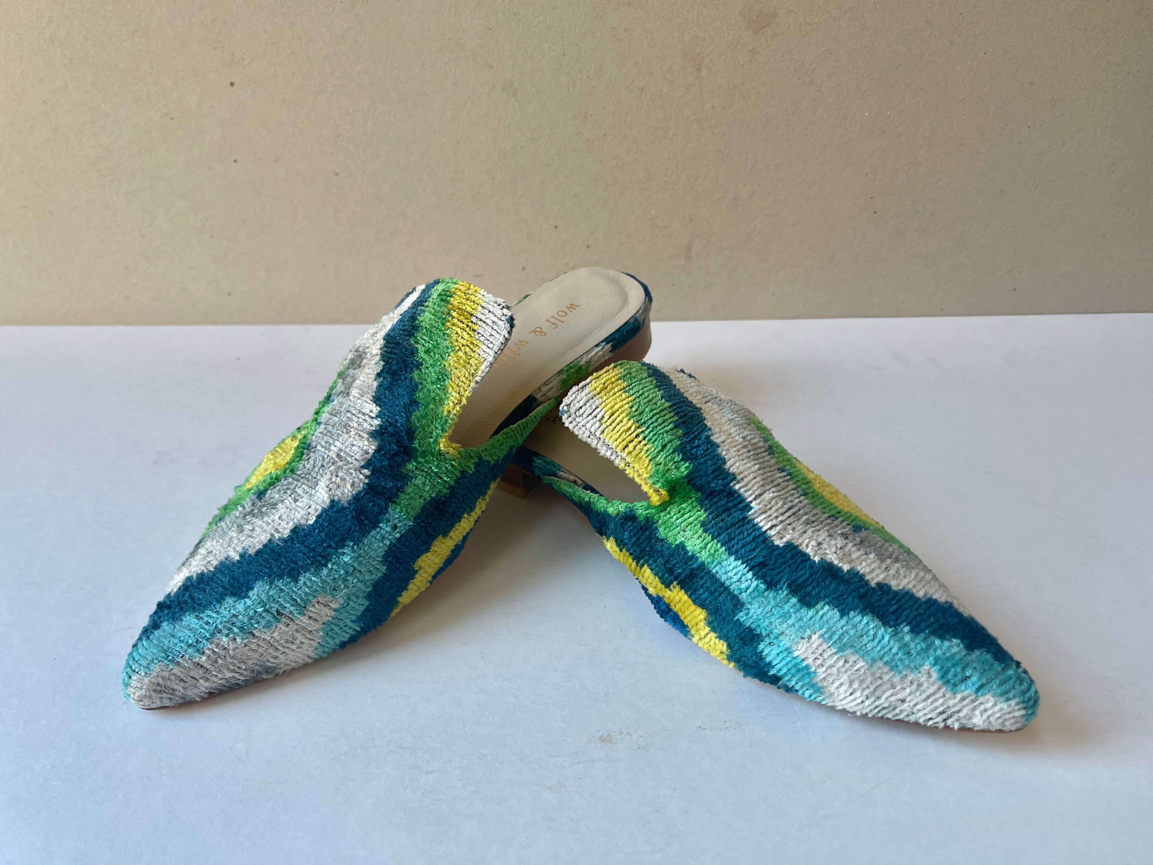 Wolf & Willa Pattern Chenille Mule Flats - Size 39 (8.5-9)