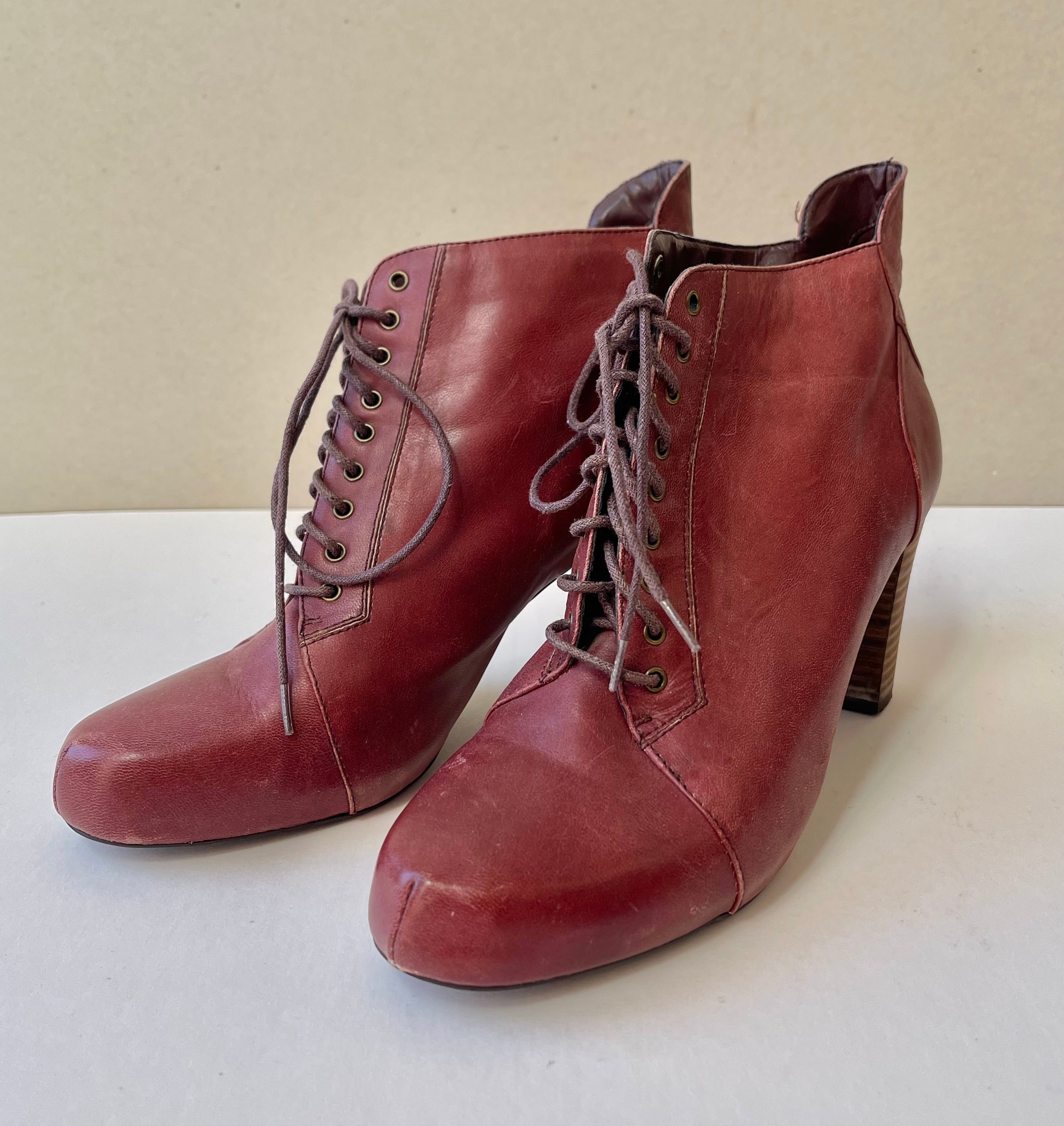 Vintage Nine West Leather Lace-Up Ankle Boots | Size 9