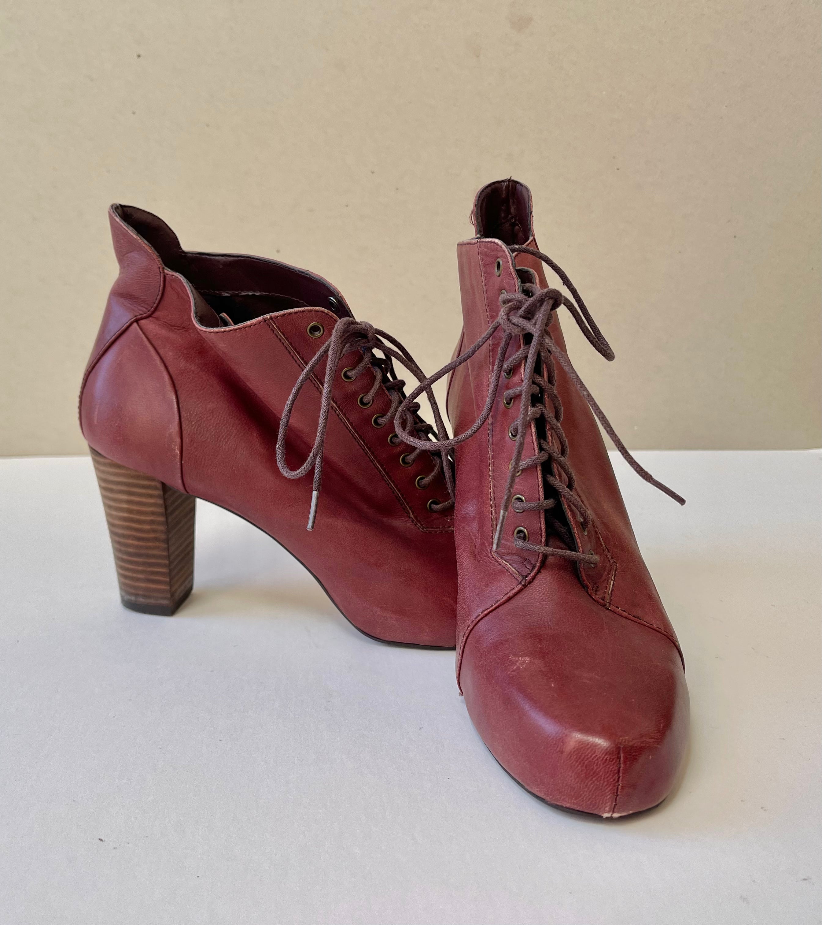 Vintage Nine West Leather Lace-Up Ankle Boots | Size 9