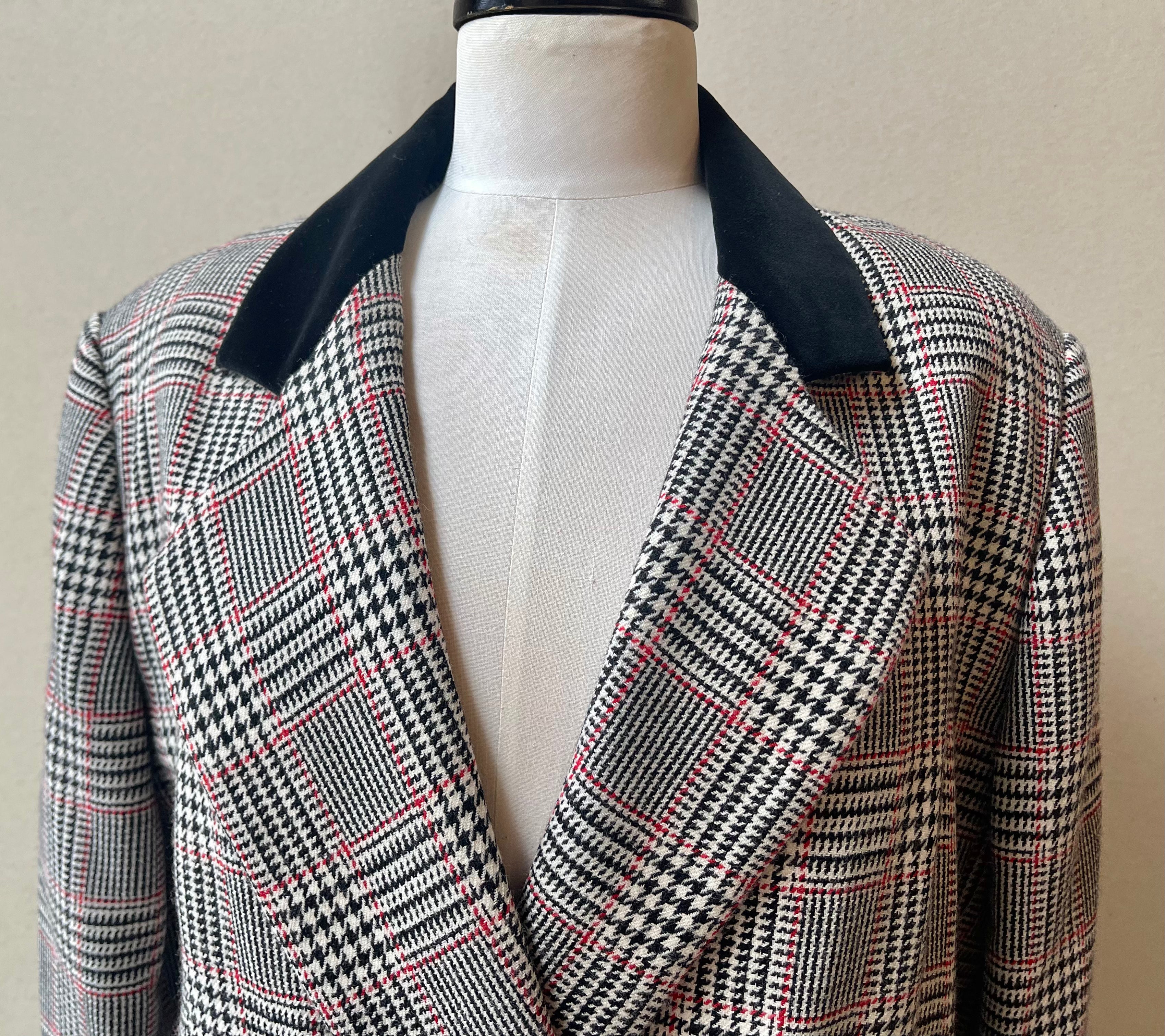 Amanda Smith 90s Vintage Wool Houndstooth Plaid Blazer | Size 14