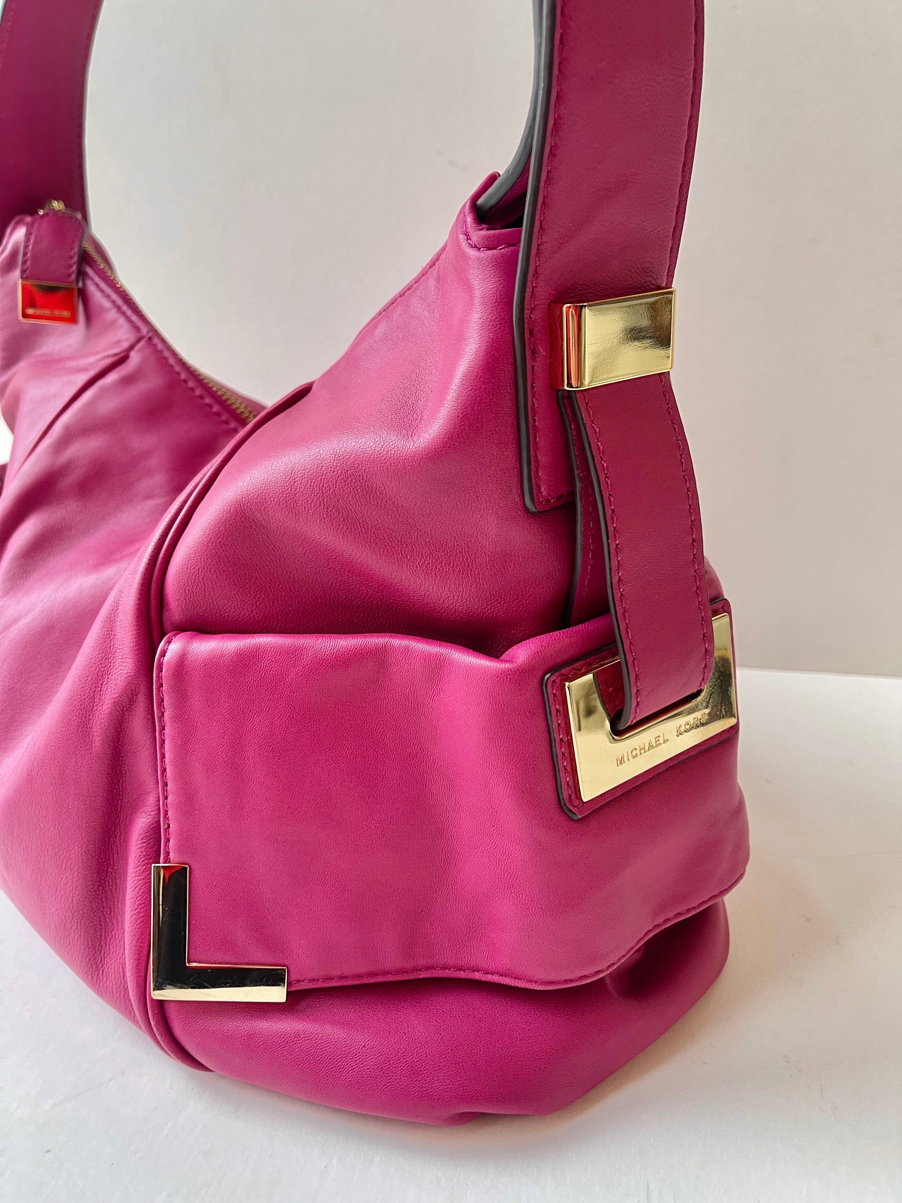 Michael Kors Beverly Fuchsia Handbag | Large