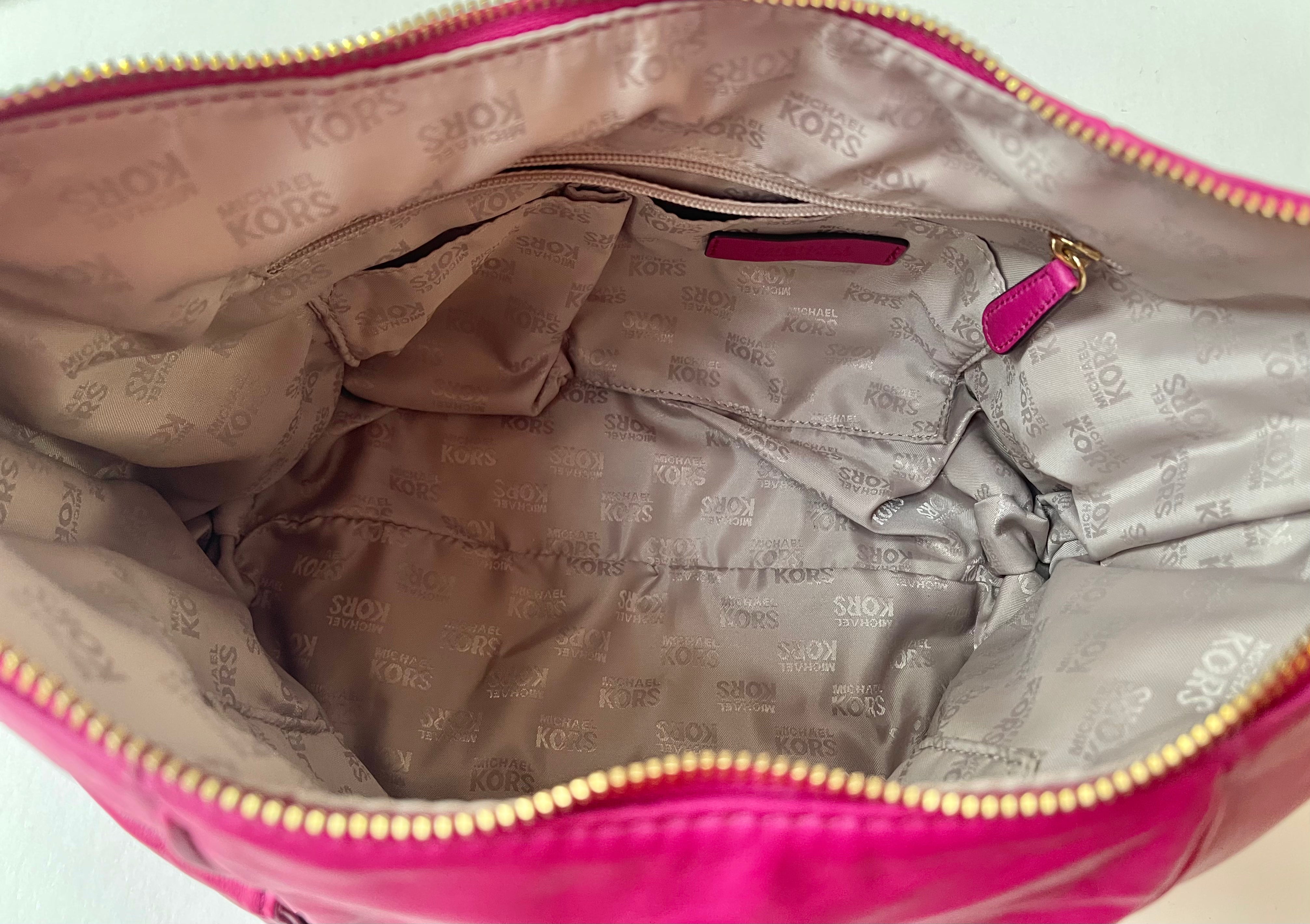 Michael Kors Beverly Fuchsia Handbag | Large